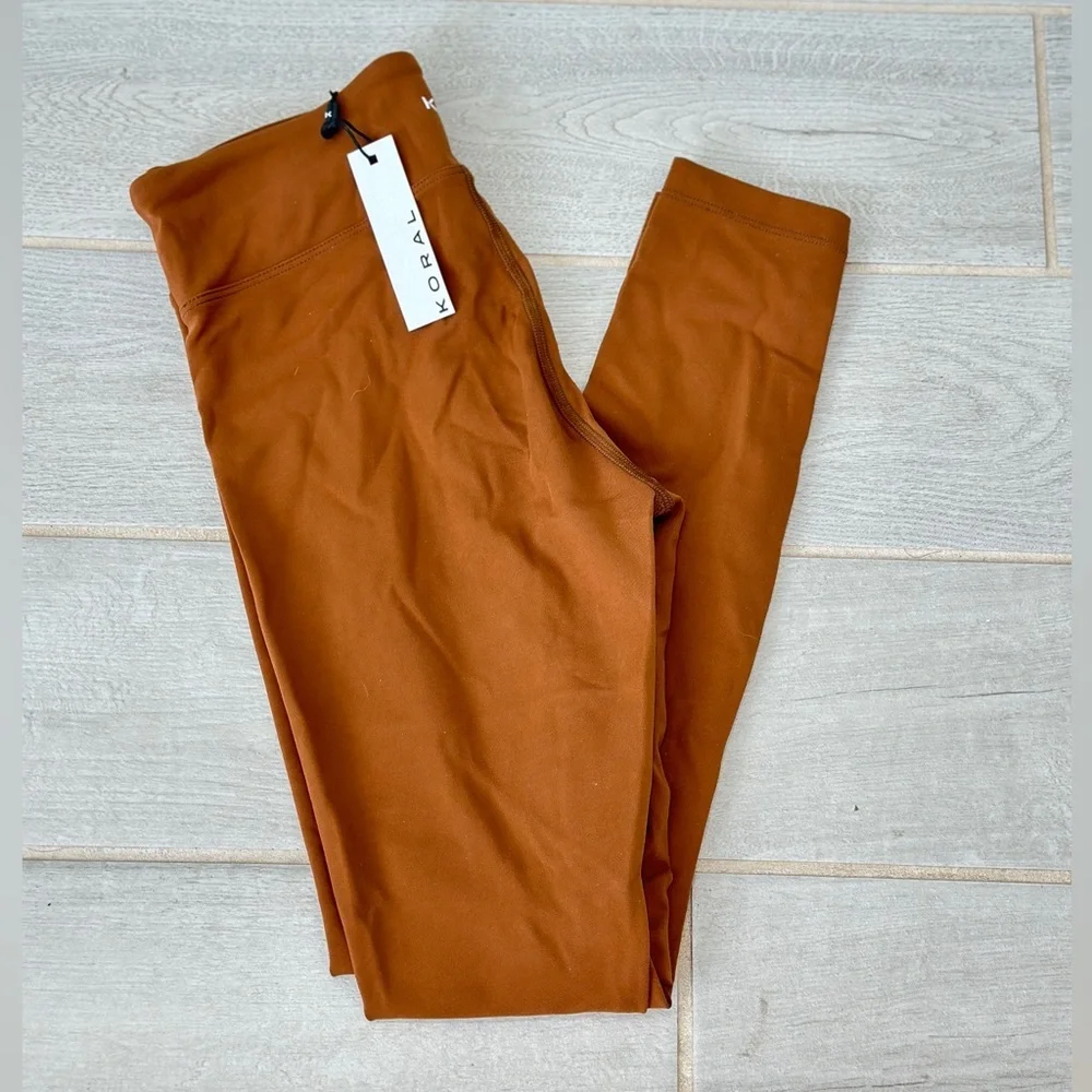KORAL Drive High Rise Black out Leggings - Picture 3 of 6
